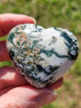 Moss Agate Heart Palm Stone  (MA309)